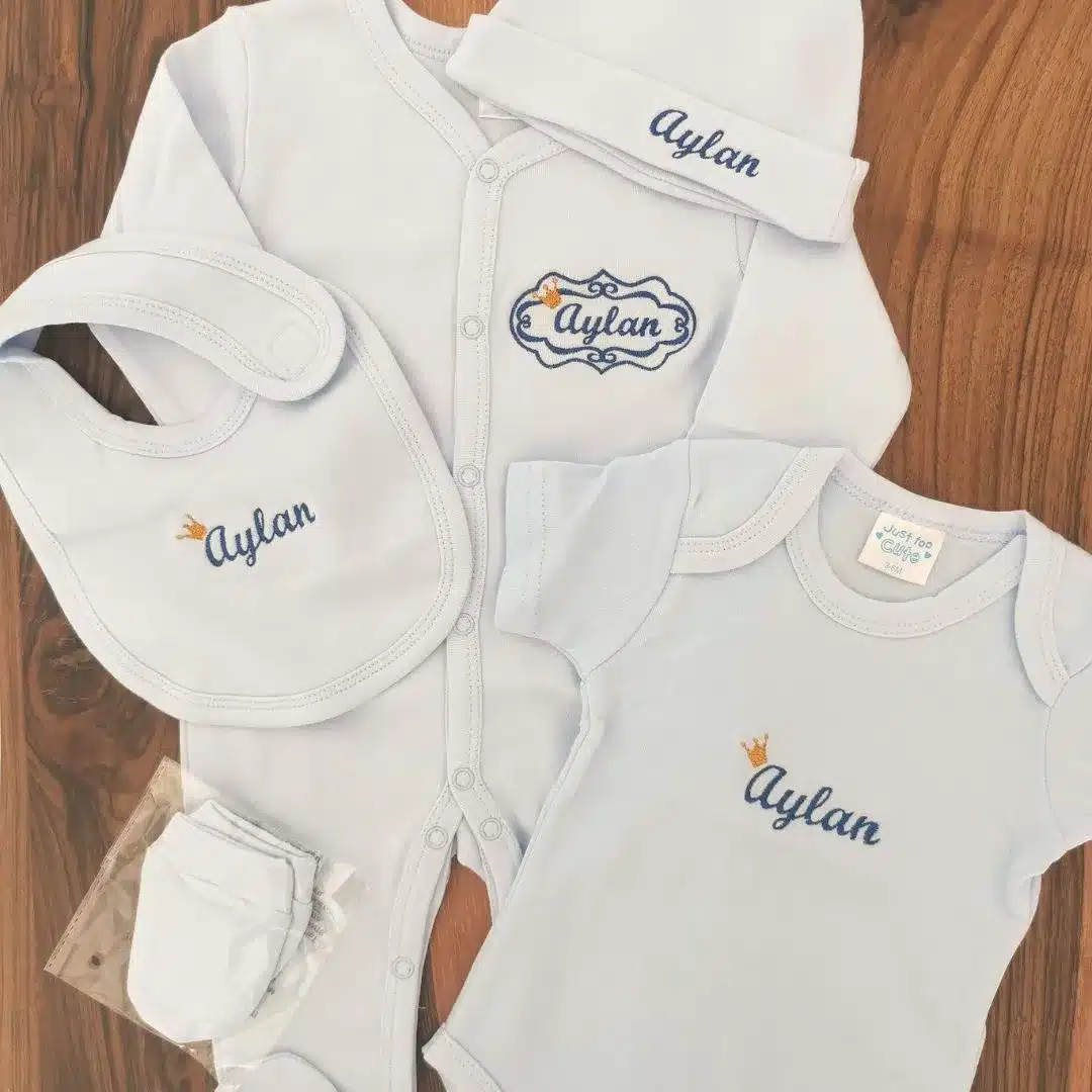 Tenue-de-naissance-personnalisée-_21_ Tenue de naissance personnalisée