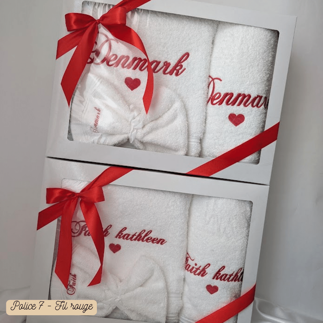 Cadeau de Mariage pour Couple coffret serviette de bain brodé de prénom avec draps de bain et gant brodé
