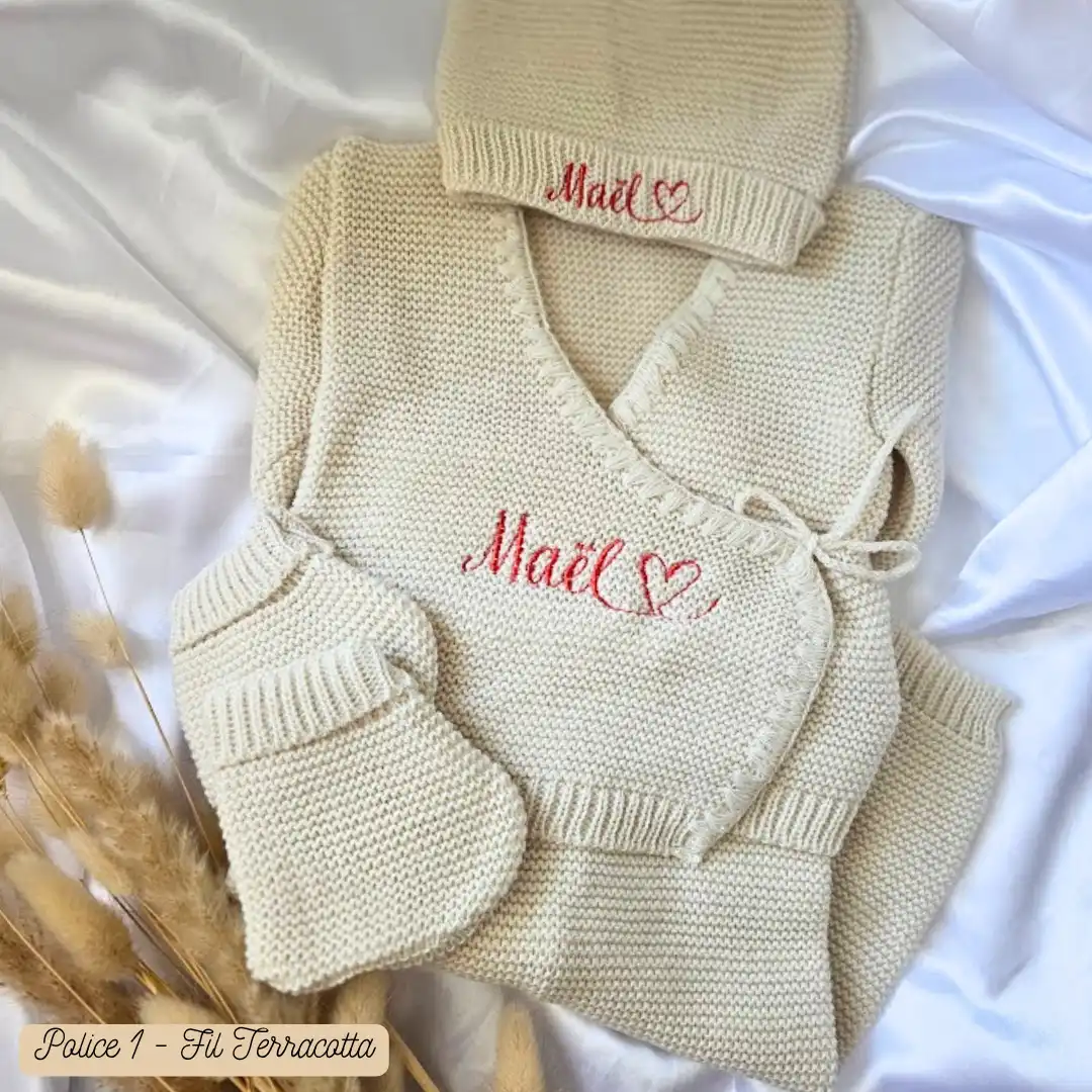 Ensemble naissance bébé en tricot personnalisé (7) ensemble de naissance en tricot pour bébé brodé d'un prénom personnalisé pour fille et garçon cadeau parfait pour une naissance