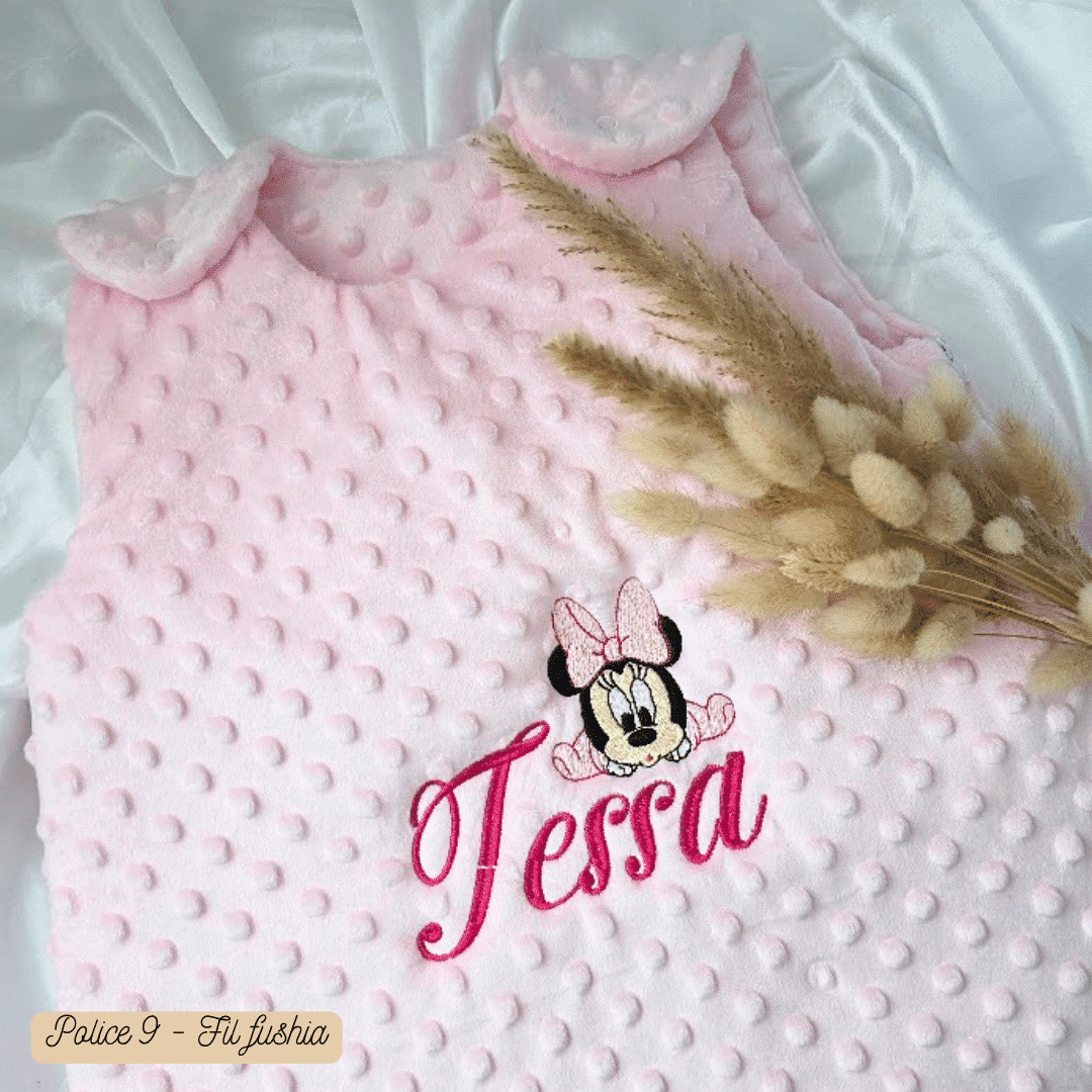 Gigoteuse personnalisée brodée _ Minky (2) gigoteuse rose pour fille avec un prénom brodé