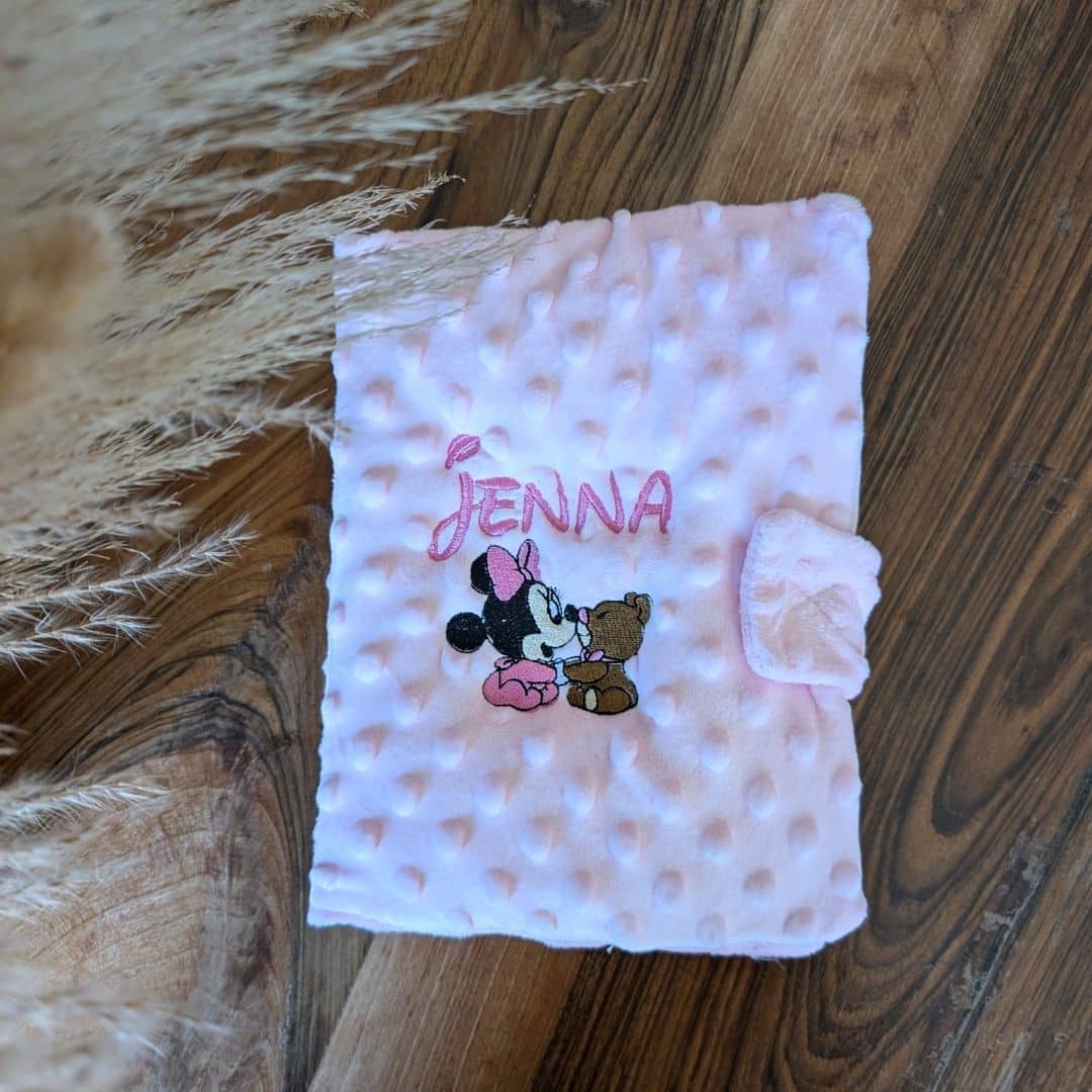 Protège carnet de santé personnalisé disney Protège carnet de santé personnalisé disney