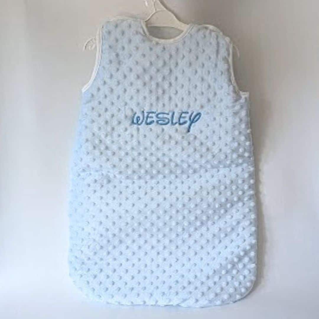 Gigoteuse personnalisée brodée Gigoteuse personnalisée brodée bleu