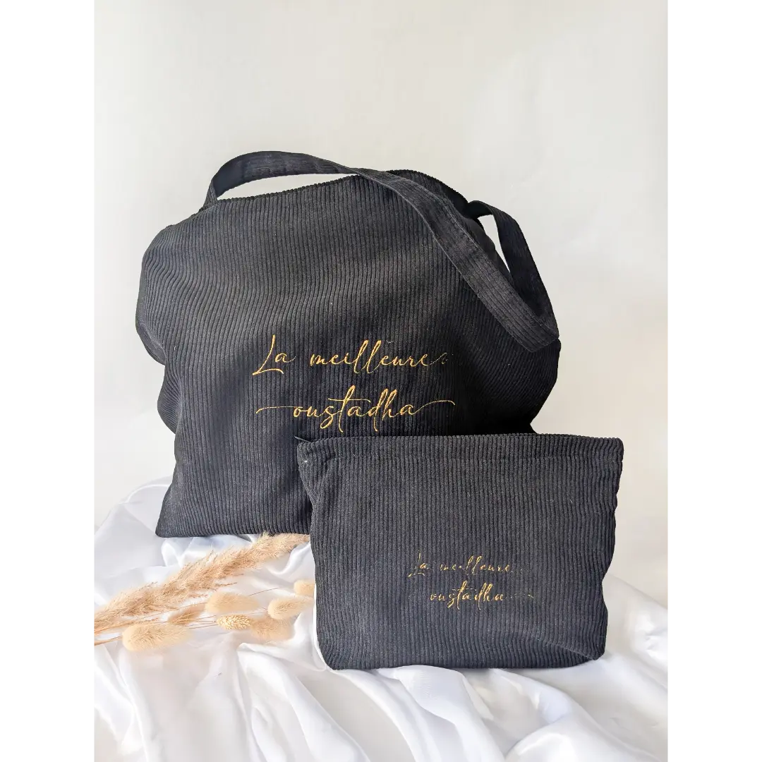tote bag premium tote bag noir en velours cotelet avec sa trousse assortie avec inscription brodé personnalisé d'une phrase