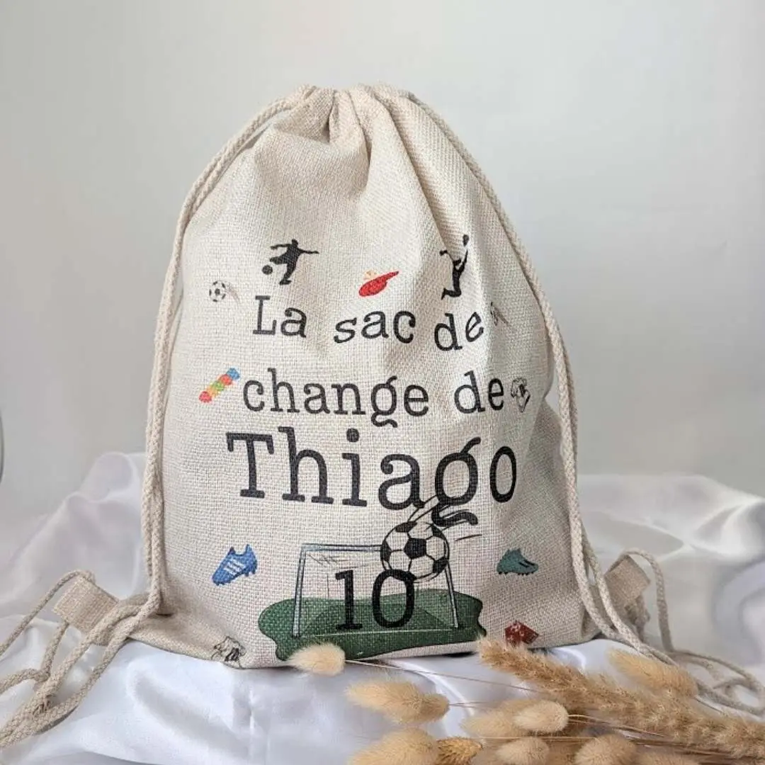 sac en tissu personnalisé (4) sac de change personnalisé pour un petit garçon Thiago sur le thème du foot