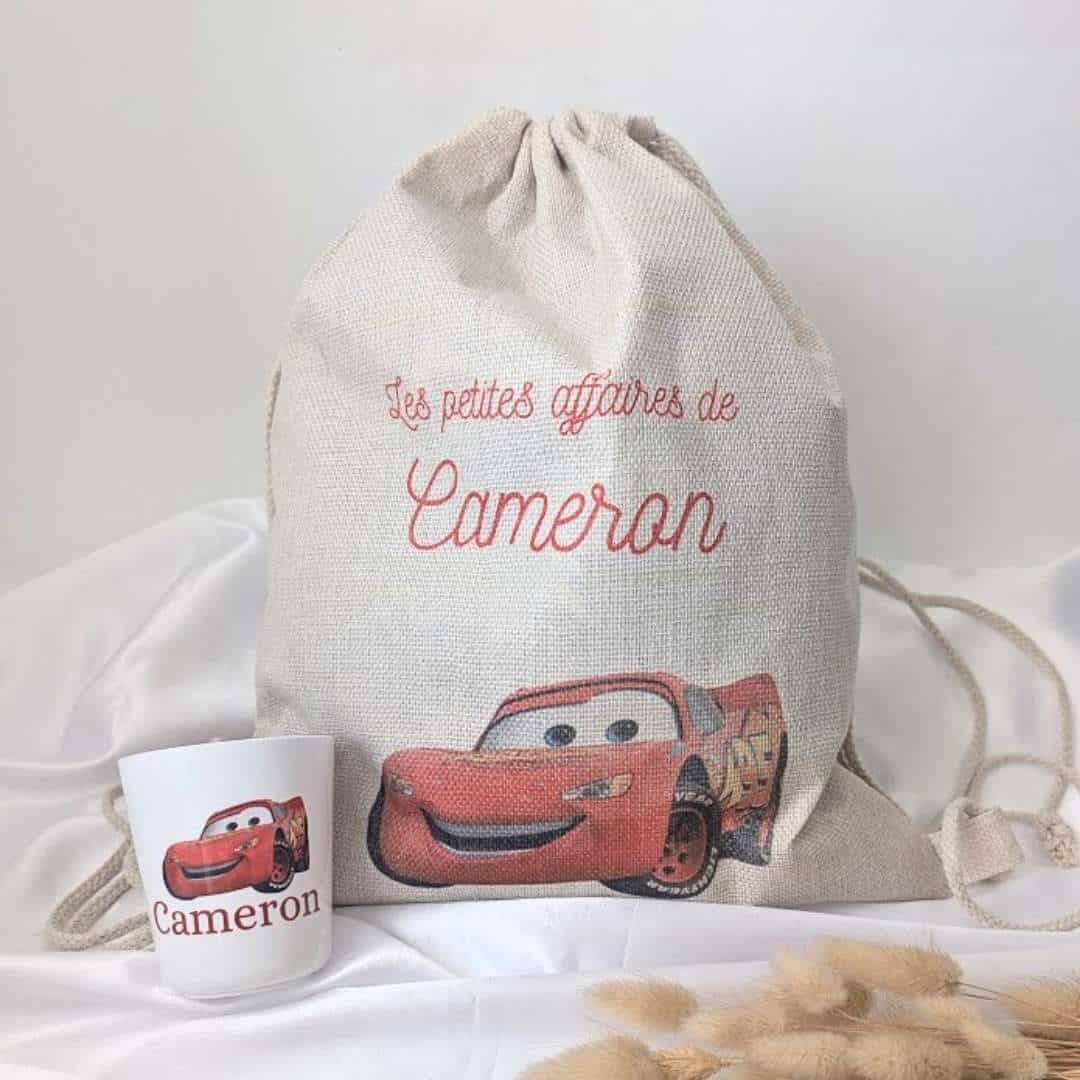 sac en tissus personnalisé (3) Sac en tissu personnalisé pour maternelle avec écrit les affaires de Cameron sur le thème des voitures